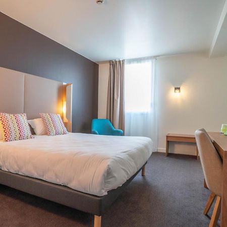 Campanile Tours Nord Hotell Exteriör bild